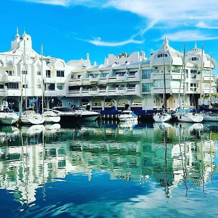 Puerto Marina Apartment เบนัลมาเดนา ภายนอก รูปภาพ