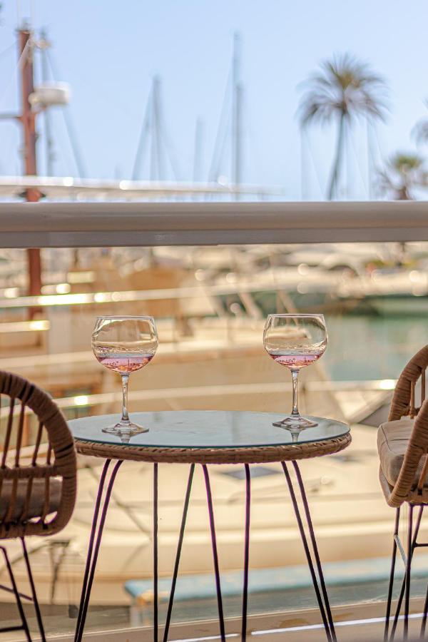 Puerto Marina Apartment เบนัลมาเดนา ภายนอก รูปภาพ