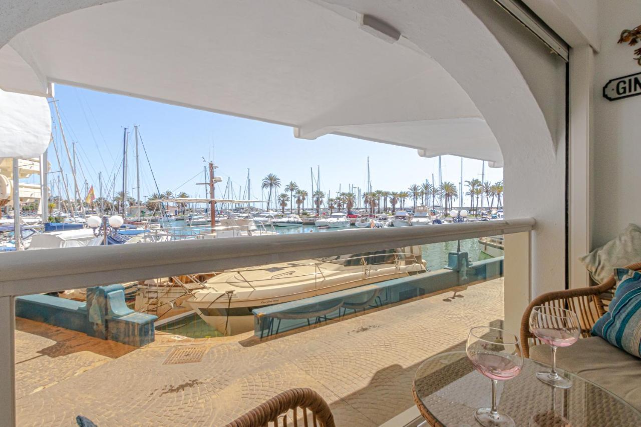 Puerto Marina Apartment เบนัลมาเดนา ภายนอก รูปภาพ
