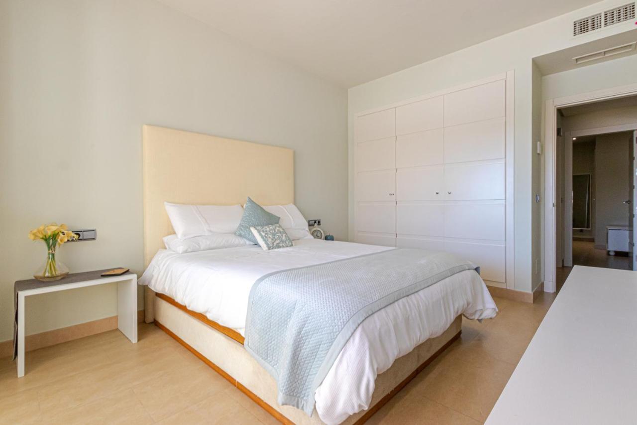 Puerto Marina Apartment เบนัลมาเดนา ภายนอก รูปภาพ