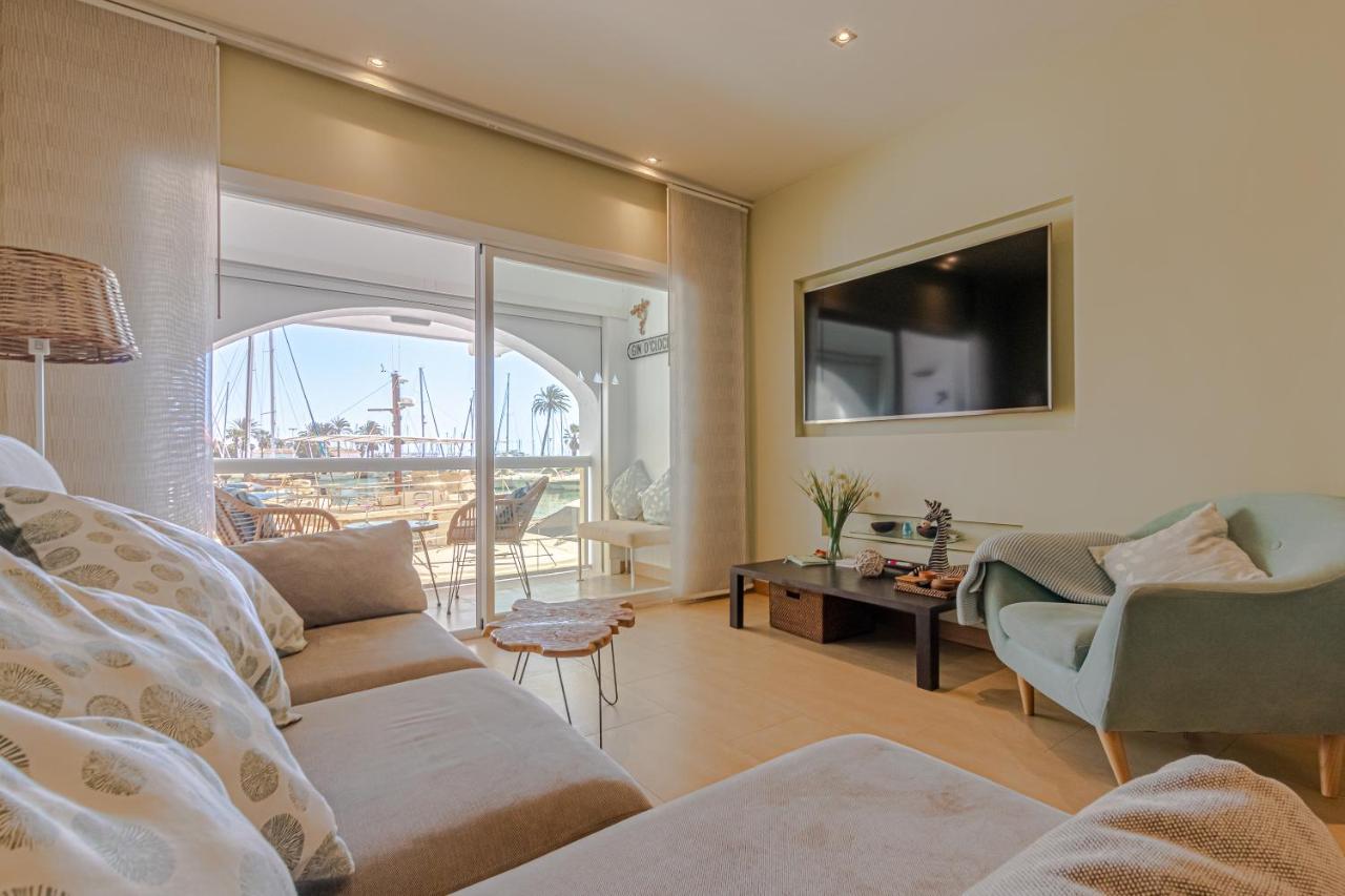 Puerto Marina Apartment เบนัลมาเดนา ภายนอก รูปภาพ