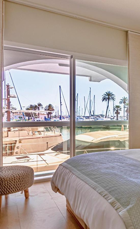 Puerto Marina Apartment เบนัลมาเดนา ภายนอก รูปภาพ