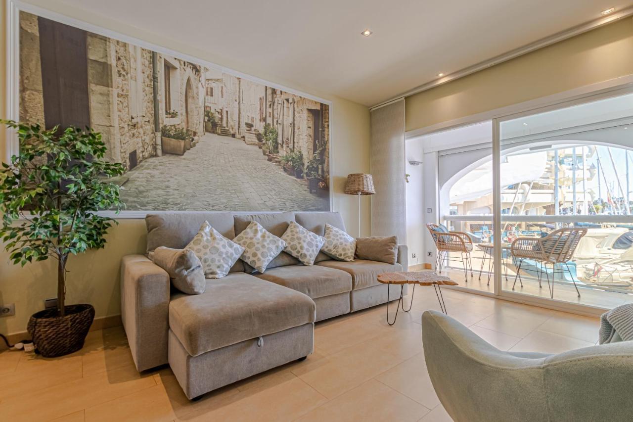 Puerto Marina Apartment เบนัลมาเดนา ภายนอก รูปภาพ
